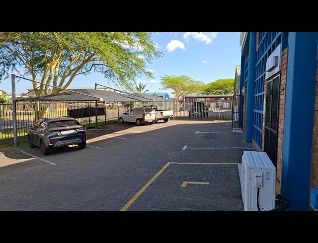 BUSINESS PROPERTY TO RENT IN RICHARDS BAY EXT 7